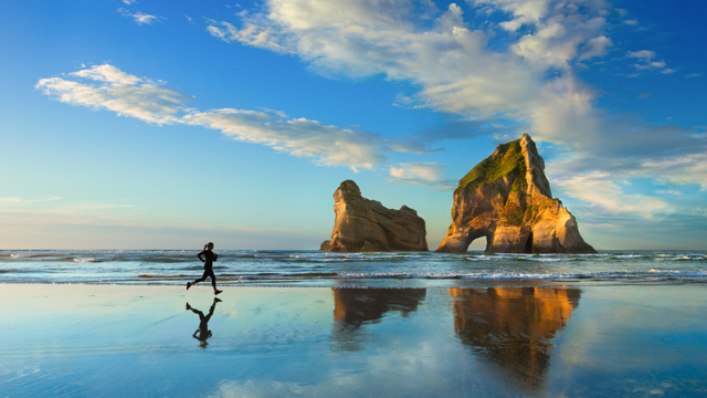 电脑桌面杂乱无章不好看？三招教你美化