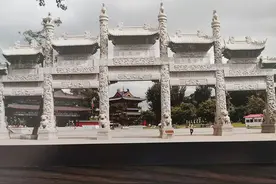 农村村口石牌坊花岗岩石牌坊青石大型牌坊报价图片