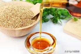 都是芝麻油，8233和0001s有大区别，弄明白再买，轻松避开假香油图片