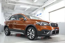 2022款铃木SX4实拍，1.4T+6AT，空间比缤智还宽裕图片