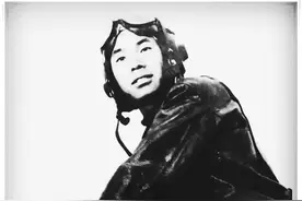 生死抉择，我国首枚实战氢弹投掷失败，飞行员：与氢弹共存亡图片