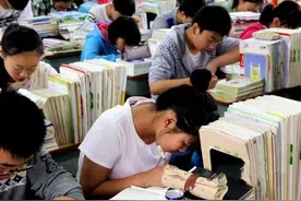 广西初三男生逃学叛逆离家，母亲哭诉：我的孩子一直都很乖图片