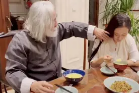 张纪中娇妻谈及孕期经历，脱发严重没睡过好觉，曾做取卵痛苦不堪图片