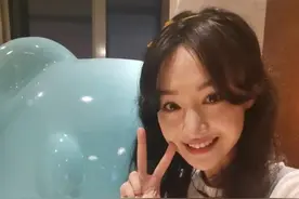 前央视女主持对郑爽事件发声，怒怼堕胎男性，网友夸赞：特别刚图片