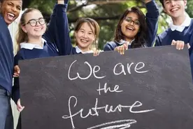 把中文纳入高考之后，外国学生感受到了恐惧，用“梗图”搞笑吐槽图片