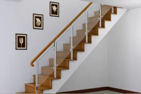 家里装修楼梯的宽度和高度如何确定？尺寸如何计算？图片