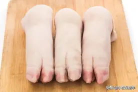软糯香辣的“碳烤猪蹄”制作图片