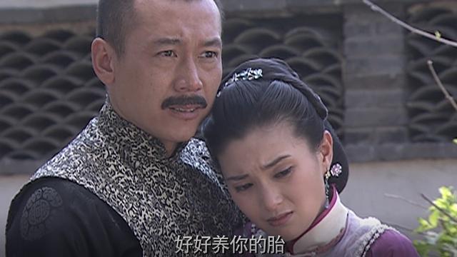 一部讽刺婚姻的电影！结婚12年妻子无法生育，丈夫却纳丫鬟为妾