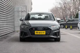奥迪S4——最具性价比的德式佳肴，六缸和全时四驱香就对了图片