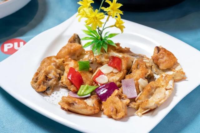 火锅店吃的有黄有稠的花胶鸡锅 2026年火锅店的花胶鸡汤 浓稠