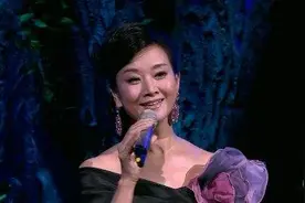 1960年，一唱成名的宋祖英，常驻春晚，为何如今销声匿迹图片