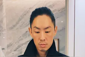 42岁吴建豪晒照老太快？前妻为名媛庆生状态好，网友：差别真大图片