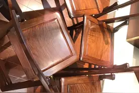 今天收到一套海黄的老家具价值不低图片