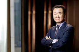 王健林：在万达干十年，光工龄工资就12000元！工龄工资真的好吗图片