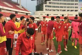 「终于」这支上港两年前的联赛冠军队伍，将再一次进入我们视野图片