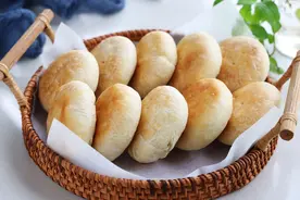 绿豆饼这样做，比直接吃好吃10倍，外皮直掉渣，香甜可口越吃越香图片