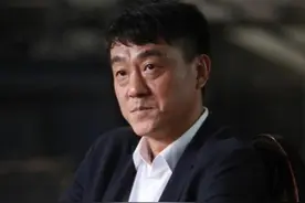 某流量女星拍落水戏，竟使用漫画代替，网友：漫画比真人演得好图片