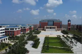 开学在即，青岛这所高颜值学校太吸睛图片