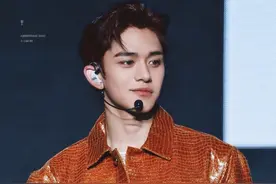 中韩两国粉丝联手，控诉男友黄旭熙PUA，黄旭熙中文首站全体离职图片