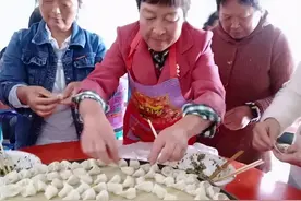 华州农村婚礼中的饺子图片