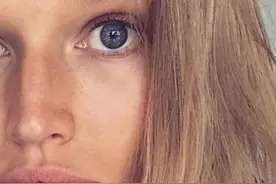 莱昂纳多·迪卡普里奥37号女友，托尼·加恩（Toni Garrn）图片