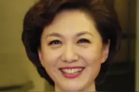48岁海霞高调表白！老公是大11岁清华教授，结婚20年仍甜蜜图片