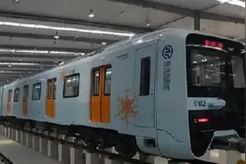 地铁和公交咋换乘？地铁2号线19个车站周边最全站台信息快收藏图片