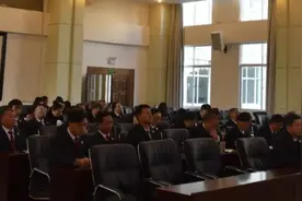 宣威市委常委、副市长王瑞欣率队检查考核宣威市人民检察院党风廉政建设责任制工作图片