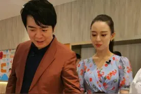 网友偶遇郎朗夫妇，吉娜小蛮腰仅巴掌大，路人争相拍照挪不开眼图片