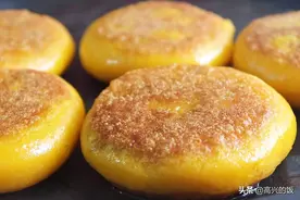 烙南瓜饼，用面粉还是糯米粉？其实都不对，用这个方法，凉了不硬图片