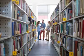 高校哲学类本科专业有几个，都是干什么的，有哪些学校开设？图片