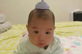 家有“神兽”的爸妈，经常穿尿不湿对小孩有什么影响？图片