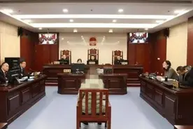 14岁少年挥刀刺向父母：我知道错了，后悔犯了大错图片