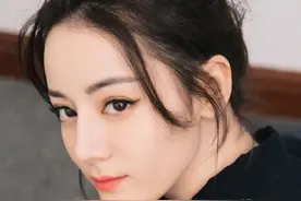 迪丽热巴：演员图片