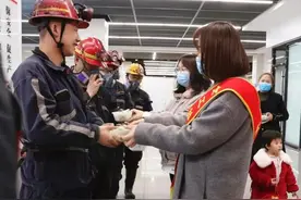 榆北煤业：春节期间生产煤炭225万吨保供应图片