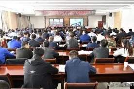 白银市多会合一安排部署安全生产和食品安全工作 张旭晨出席会议并讲话图片