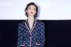 今夏火了一种穿法，叫“睡衣外穿”，新潮时髦，还很显瘦图片