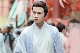 任嘉伦的封神之作，《锦衣之下》里被神还原的剧情，堪称古偶之光图片