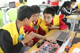 张家川县选手在全市中小学“浪潮杯”创客编程暨人工智能大赛中喜获佳绩图片