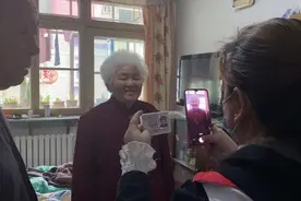 老年人年审认证不再愁！西安市新城区“尚德街坊”入户解忧图片