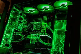 追风者 （Phanteks）  Enthoo 719 双系统 分体水冷装机图片