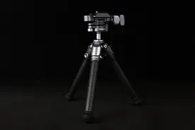 小巧坚固耐用 烈龙LTS-0桌面三脚架评测图片