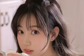 看美女领金币方法图片