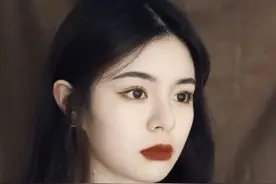 日本高中女生，嘴里念的说的开始流行“中国风”图片