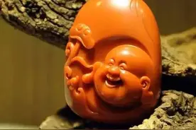 新疆戈壁滩上的这些石头，比黄金还贵？教你在16个的地方捡石头图片