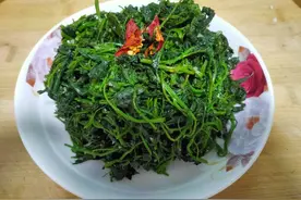 夏天没食欲还发懒，没关系教你三道快手凉菜，几分钟就能吃到嘴。图片