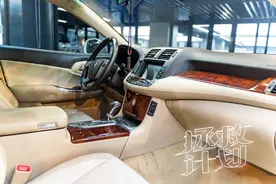 「翻新日记」精心整备一台衰老的丰田皇冠，再现前辈们的熠熠星光图片