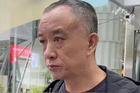 妈妈患白血病，23岁男星李宏毅连夜回家，抽血配型救母亲图片