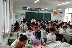 领导关怀 助力中考——铜山区教育局领导检查慰问郑集镇中心中学图片