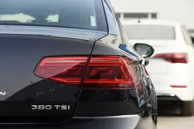 你可能知道380TSI、55TFSI，652T呢？图片